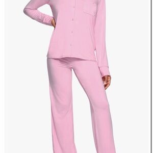 Skims soft lounge Women's Pink Sleepwear Set